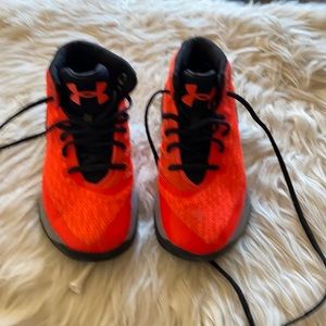 Curry size 11.5 kids